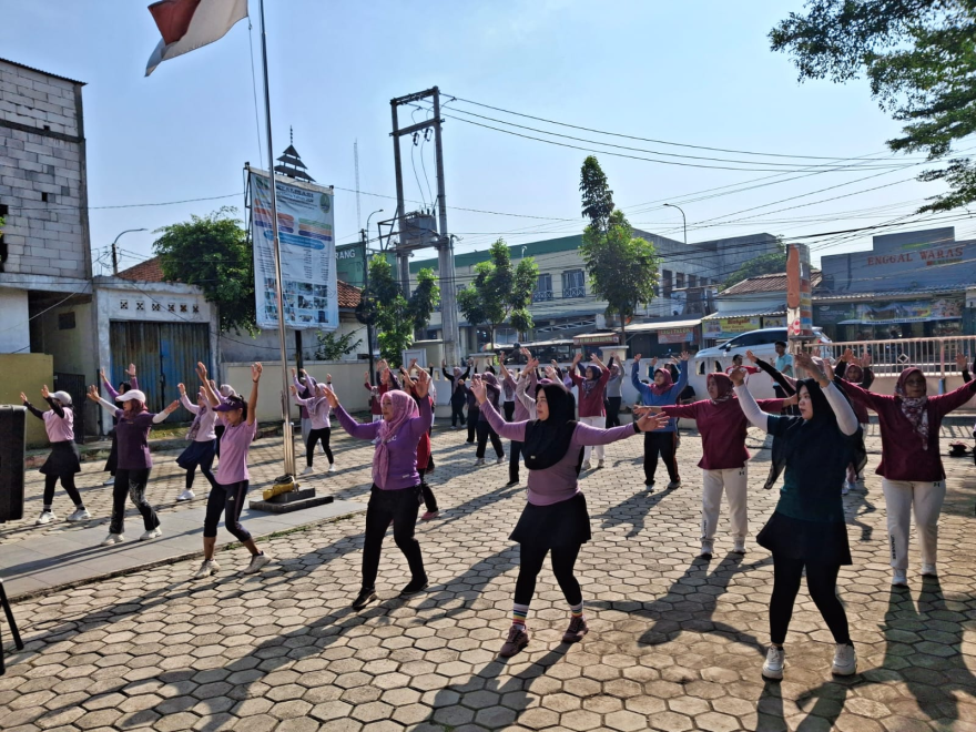 TP PKK Desa Sukadami Gelar Senam Bersama, Warga Antusias Ikut Bergerak Sehat